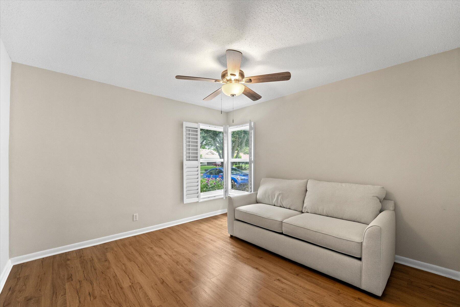 2700 NW 41st Street