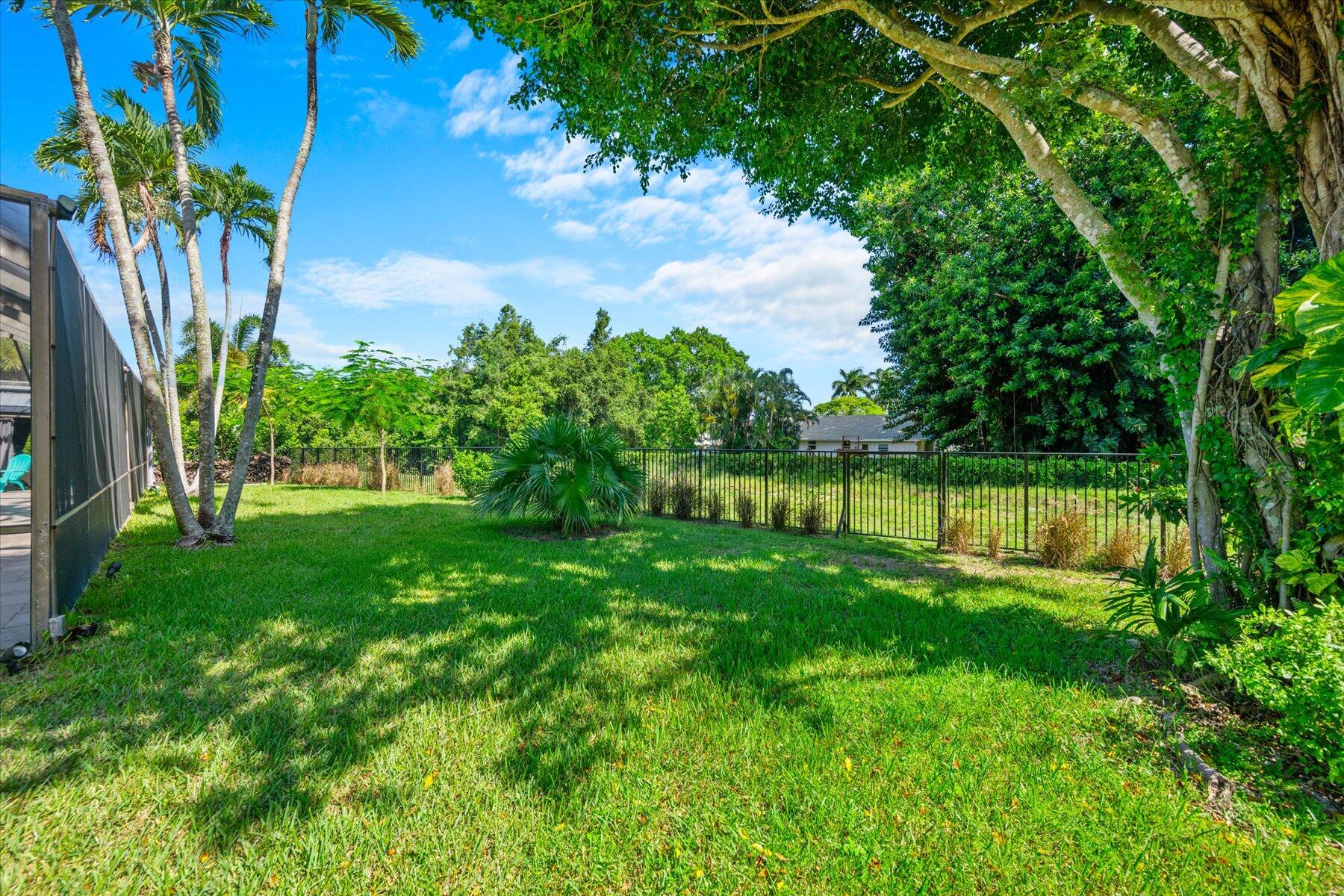 2700 NW 41st Street