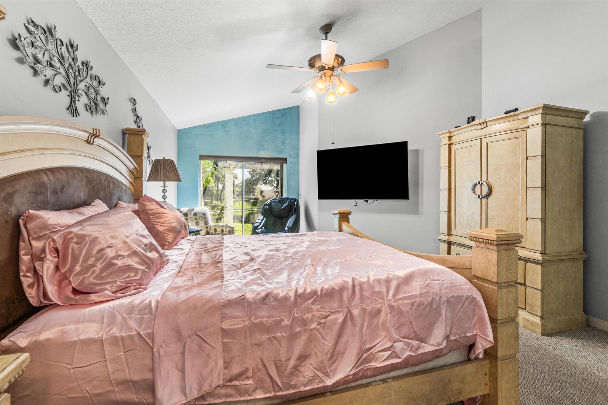 9023 Baybury