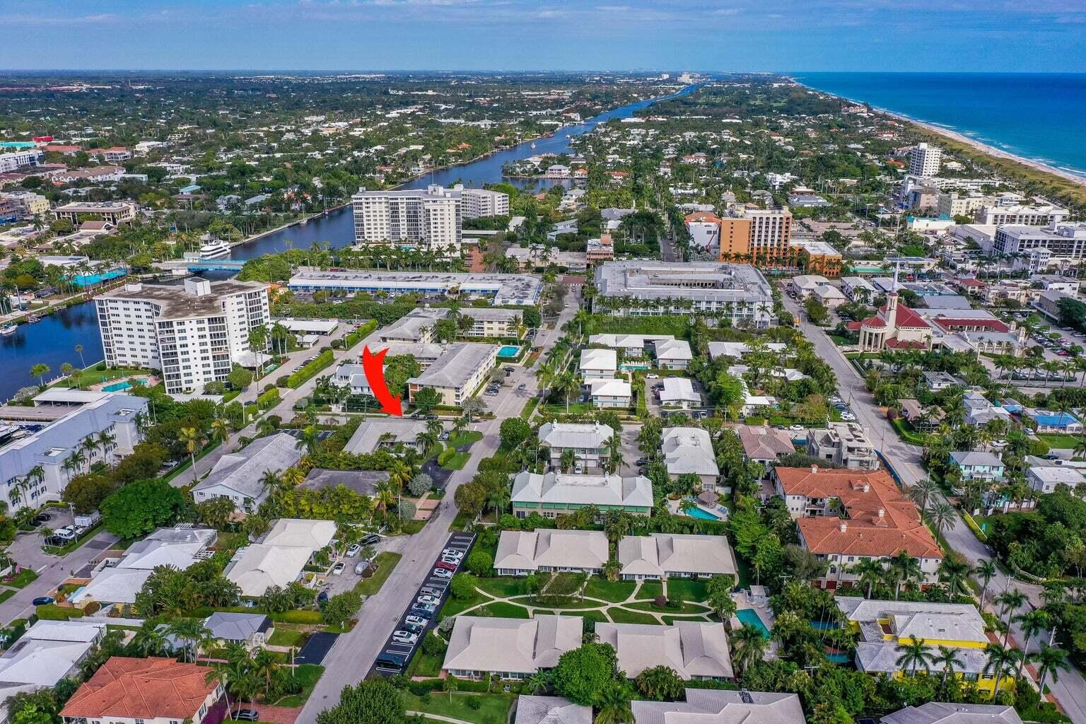100 Venetian Drive 1