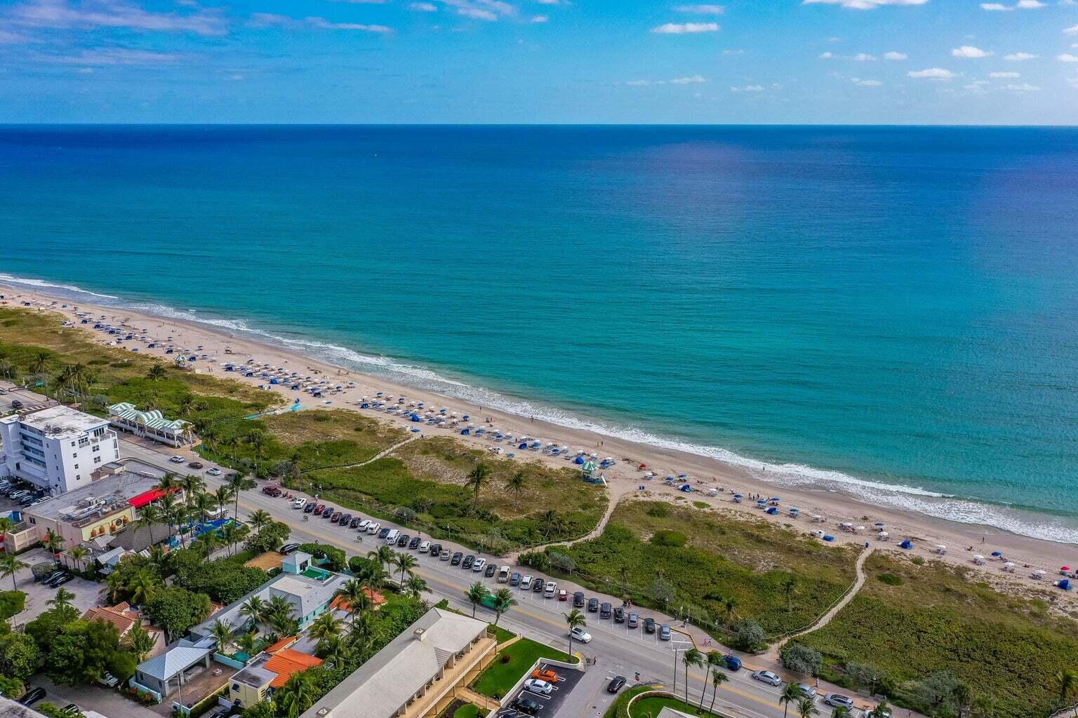 100 Venetian Drive 1