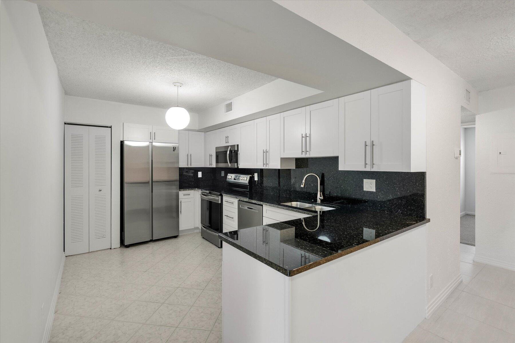 3355 Jaywood Terrace J-1130