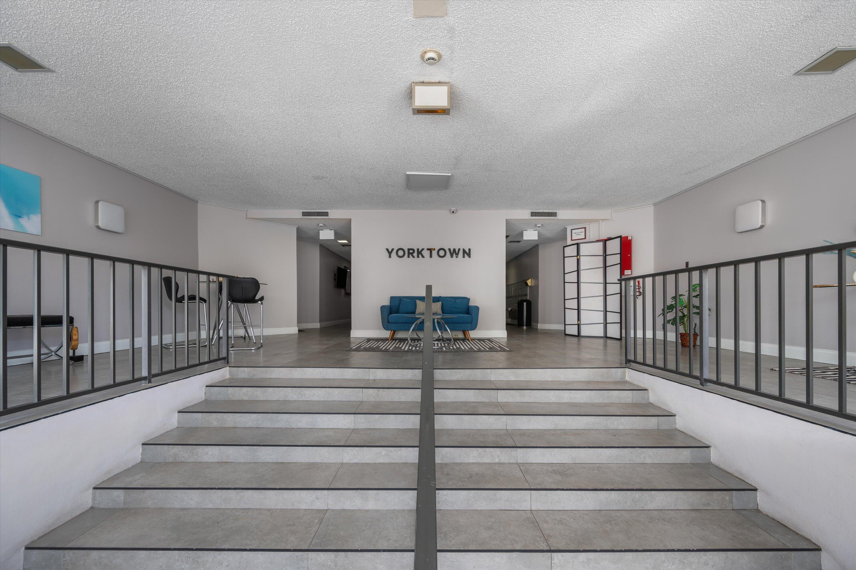 1500 Presidential Way 702