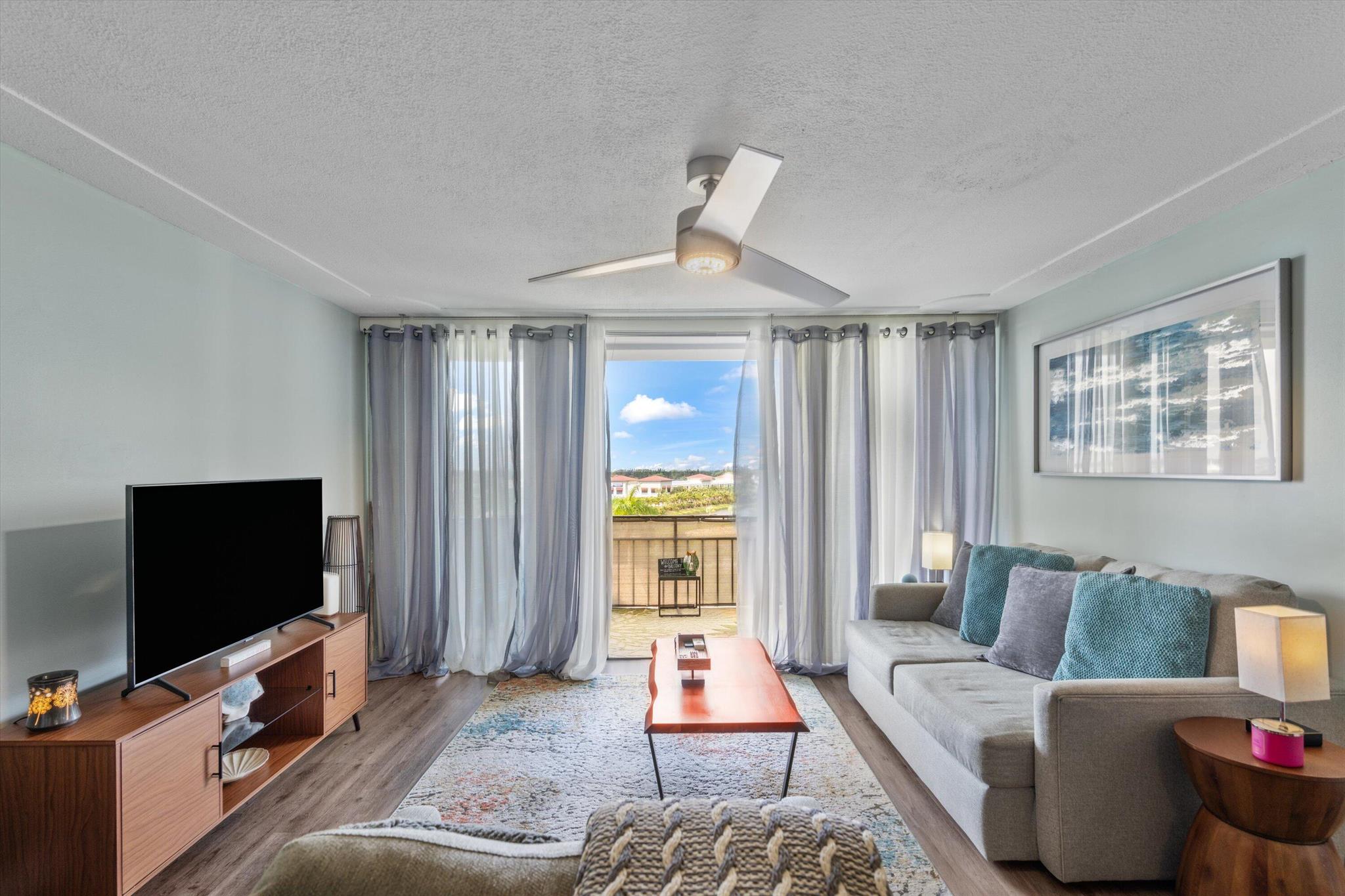 1500 Presidential Way 702