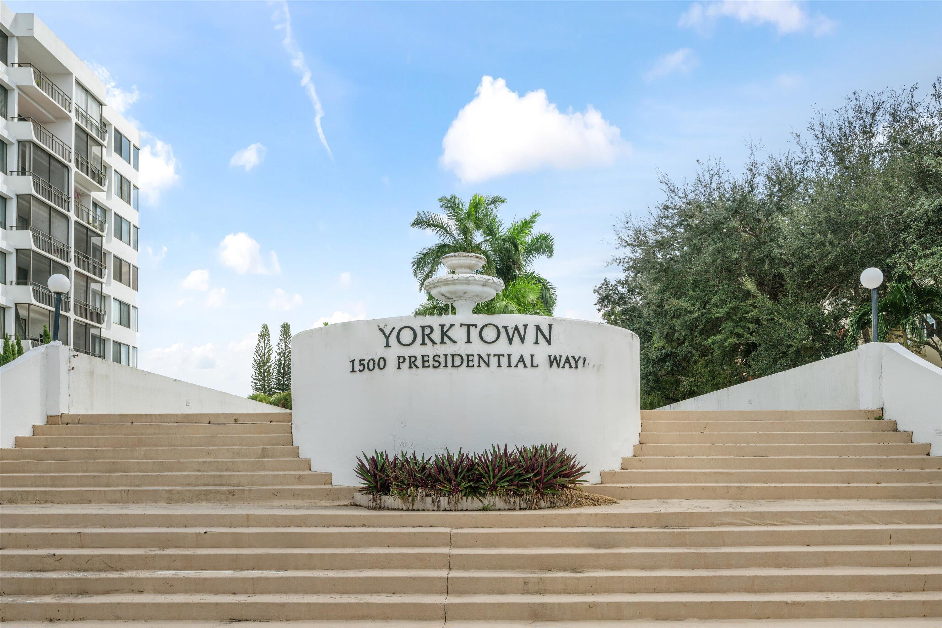 1500 Presidential Way 702