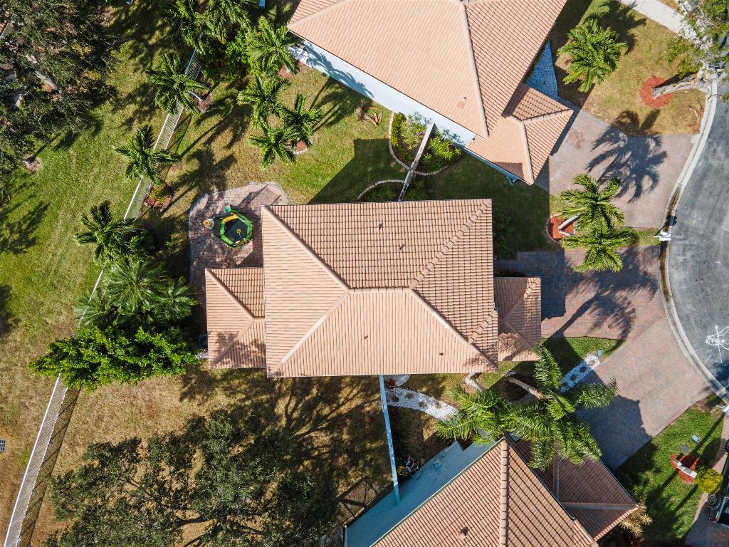 3464 Commodore Court