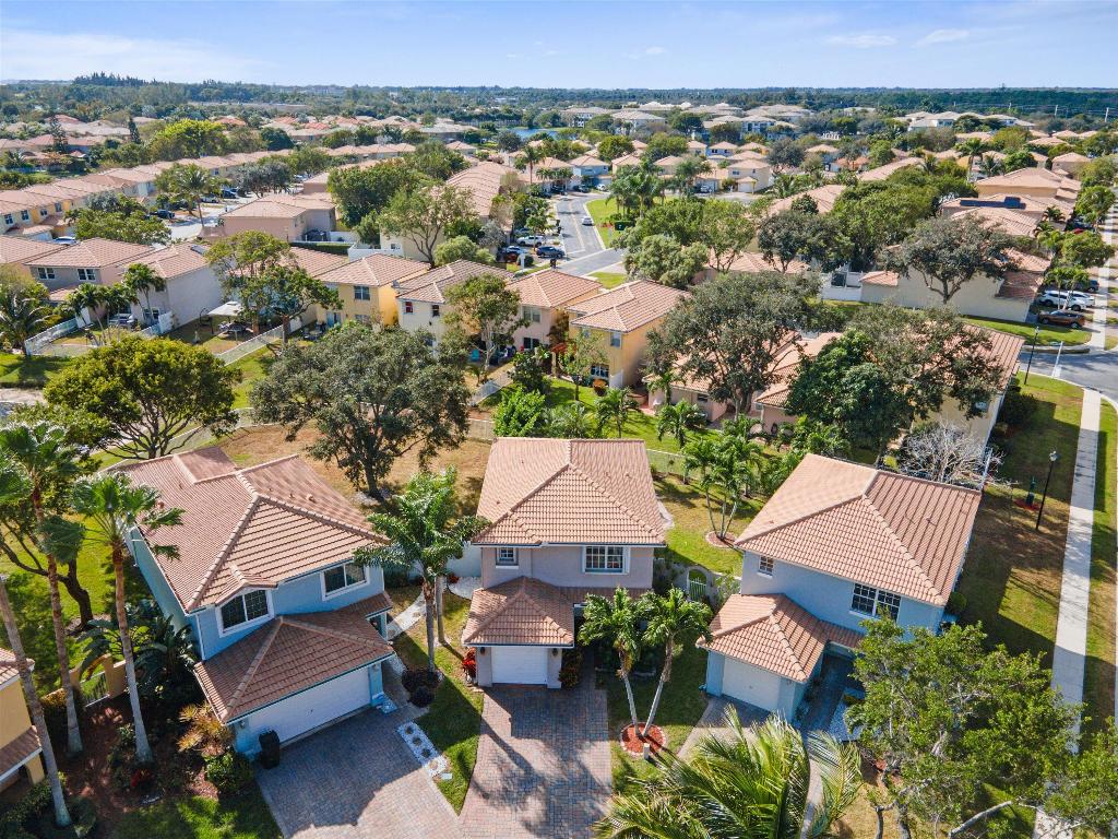 3464 Commodore Court