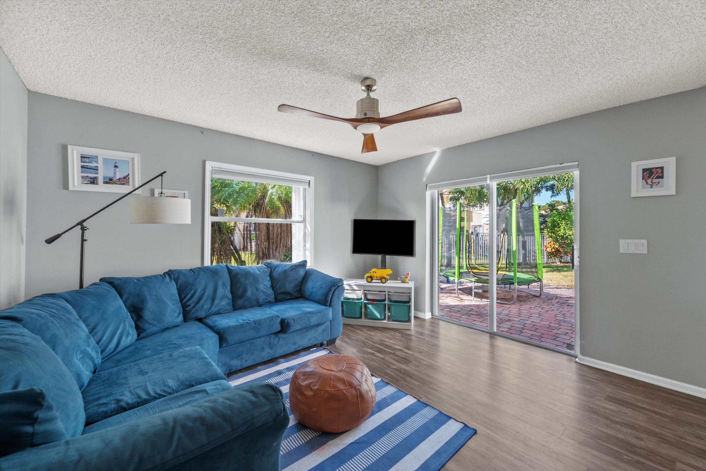 3464 Commodore Court