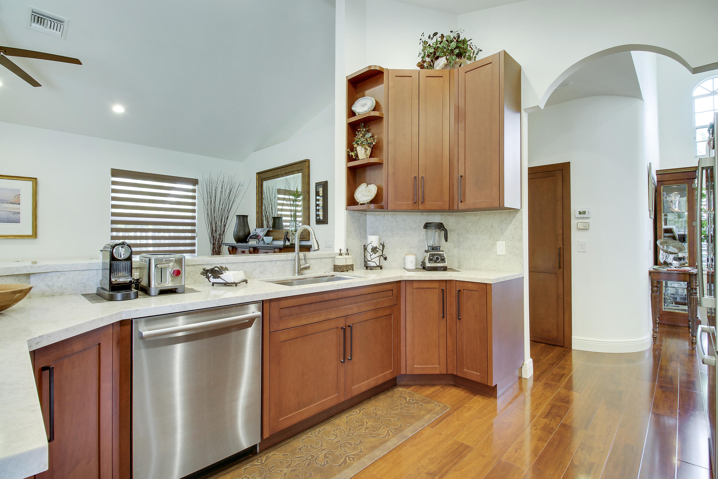 7618 La Corniche Circle