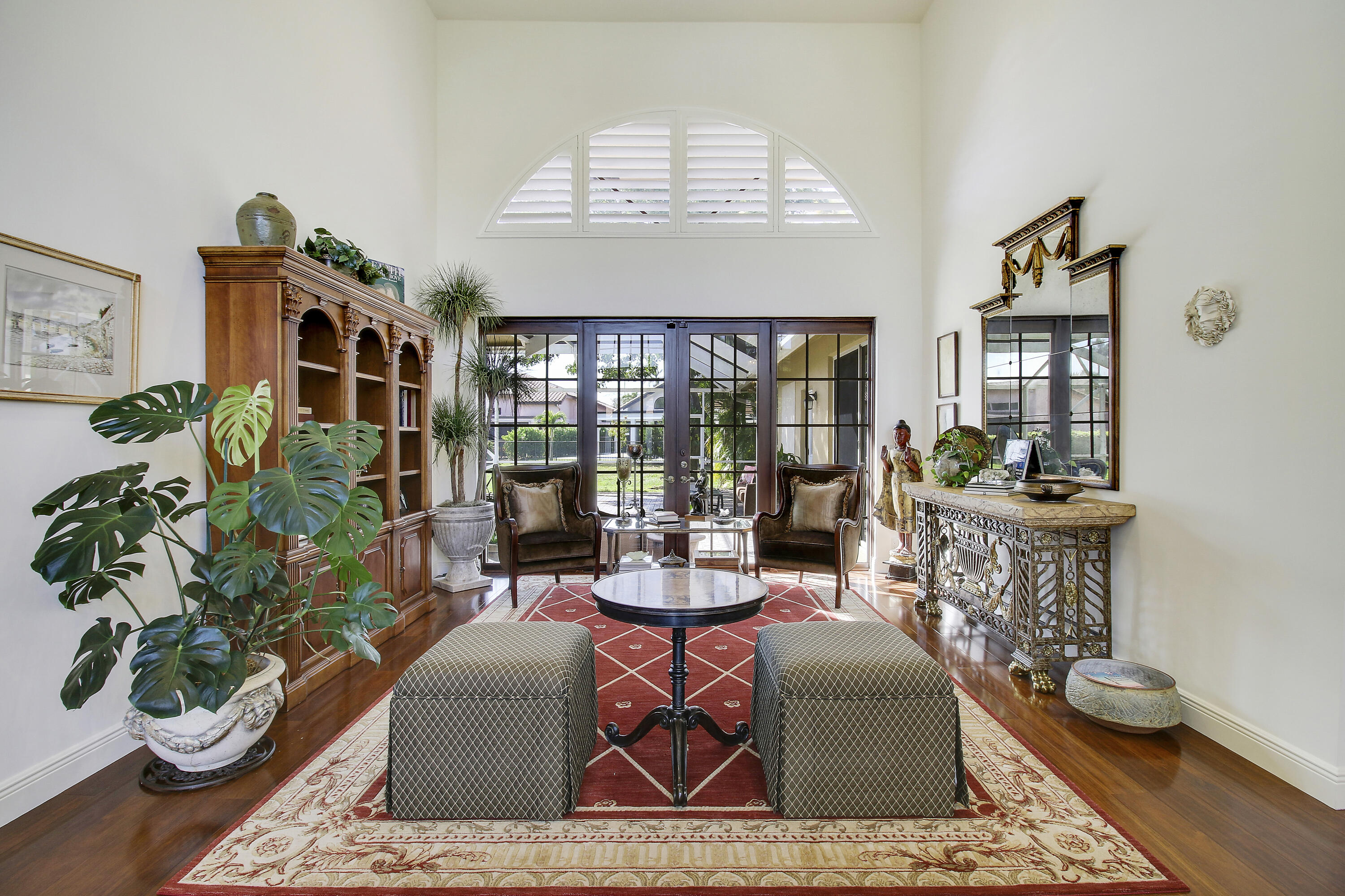 7618 La Corniche Circle