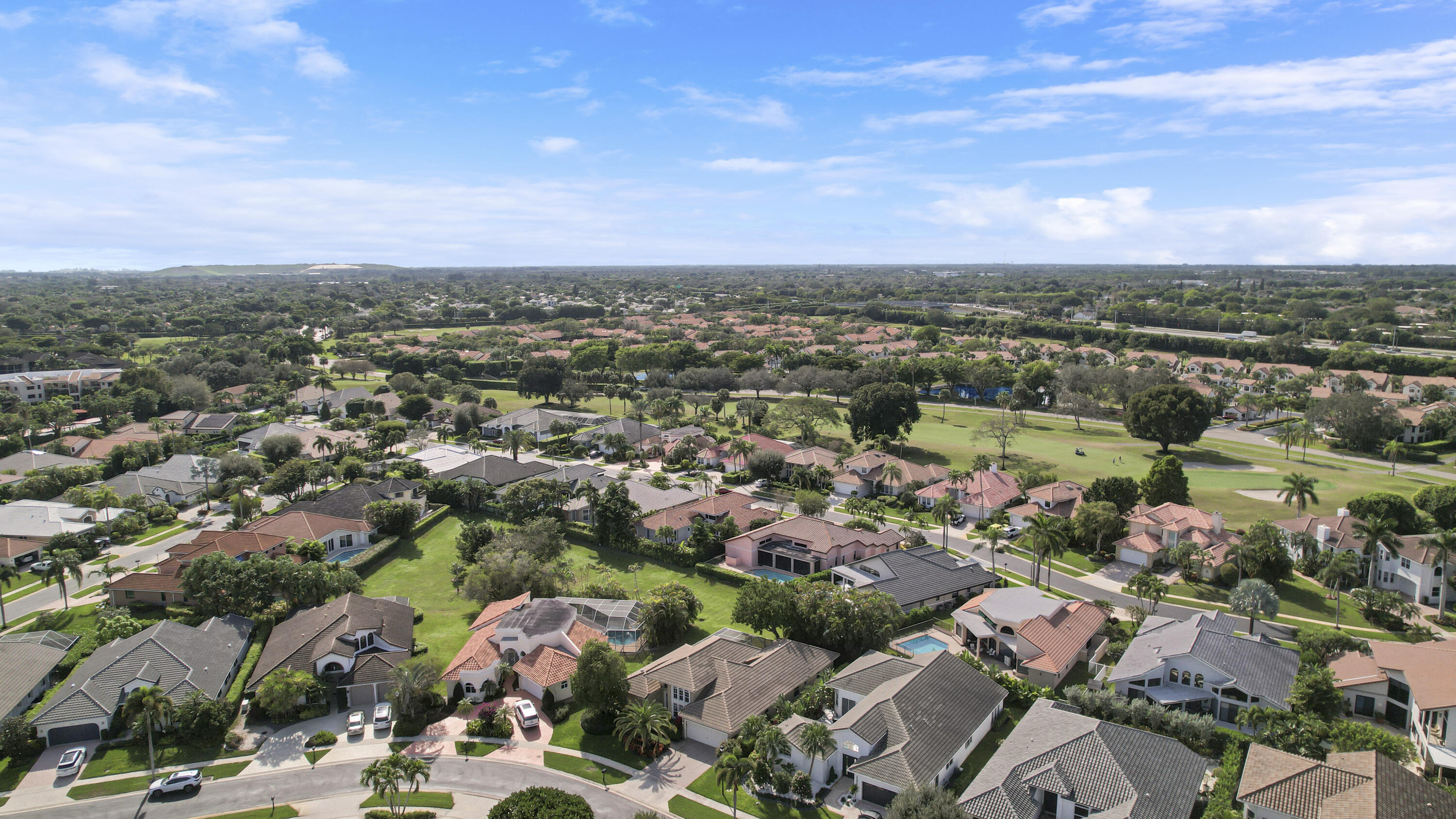7618 La Corniche Circle