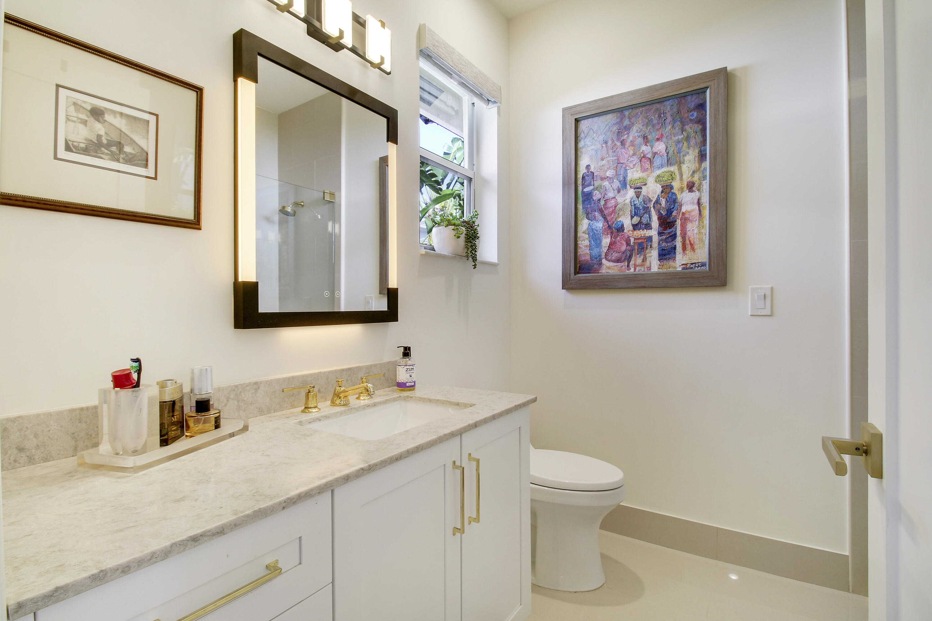 7618 La Corniche Circle