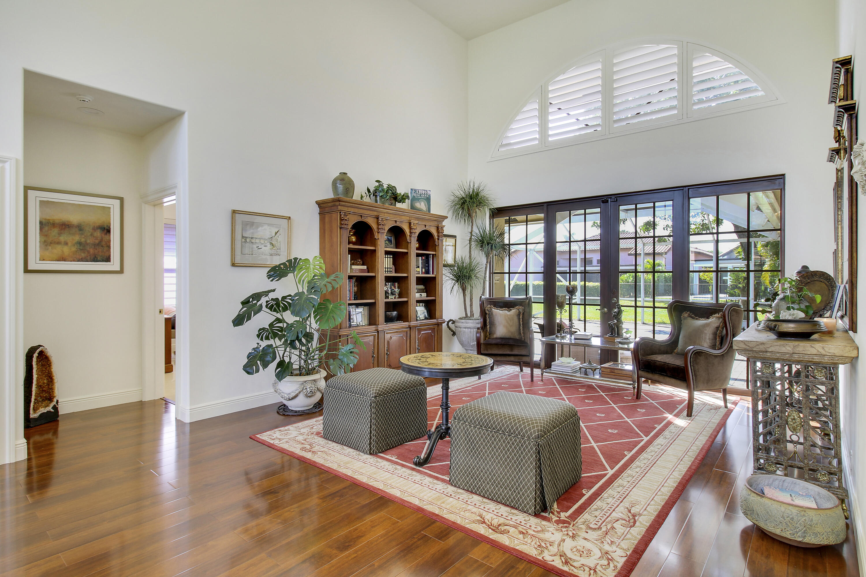 7618 La Corniche Circle