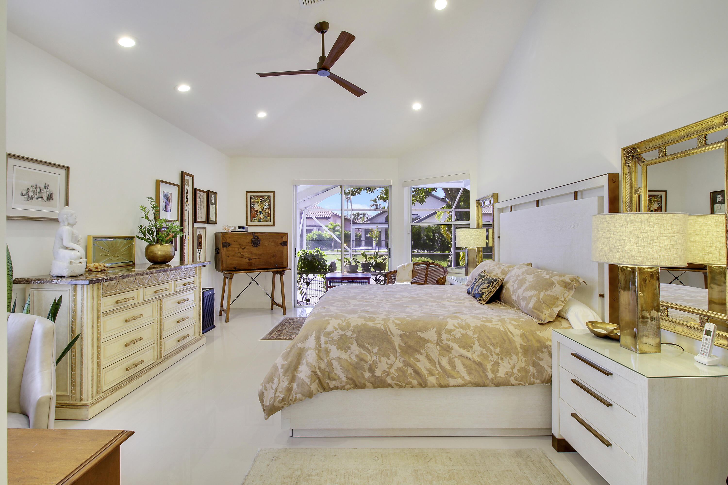 7618 La Corniche Circle