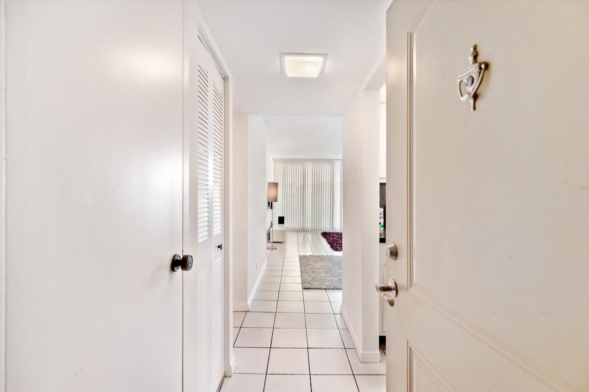 100 Bayview Drive 423