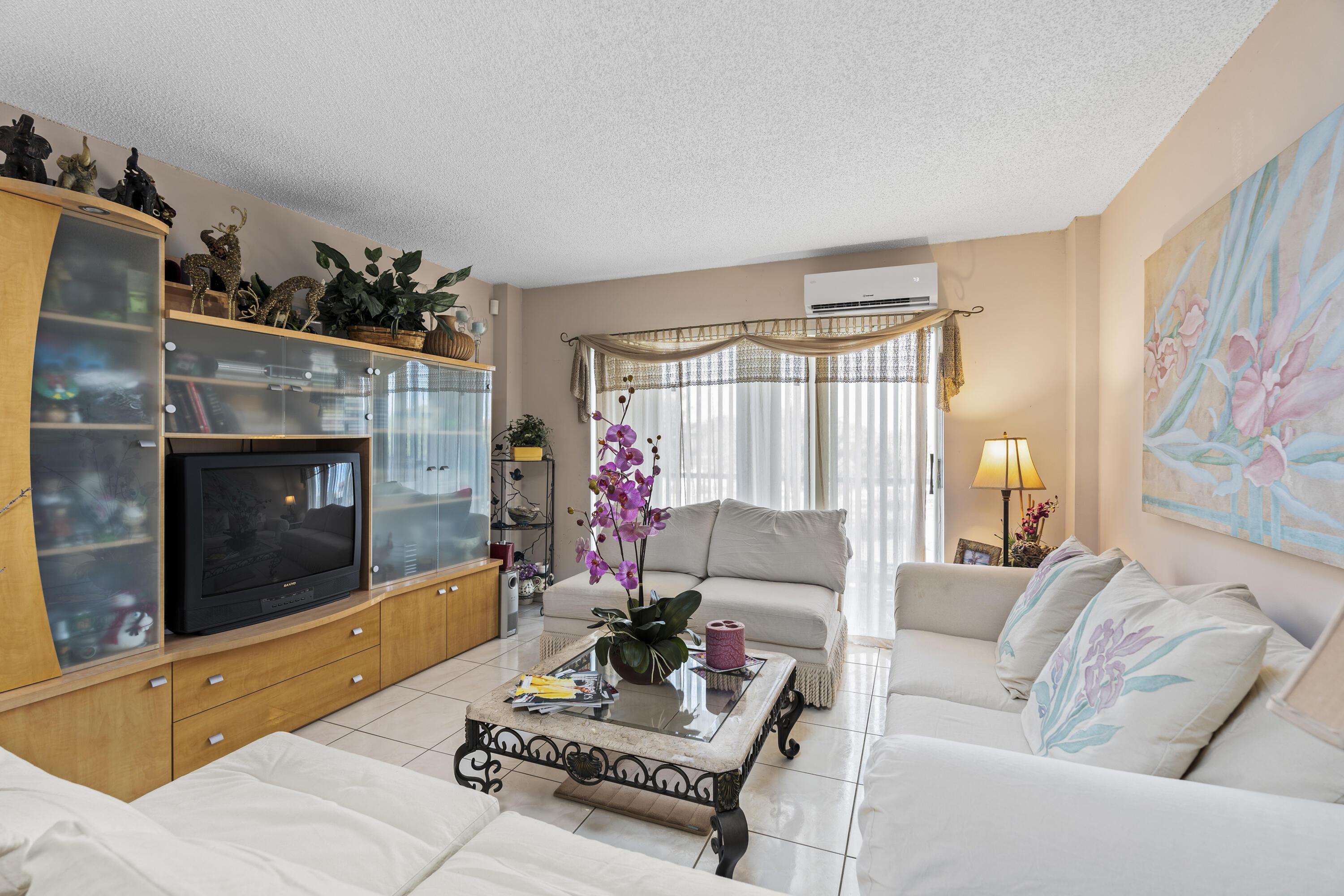 4174 Inverrary Drive 413