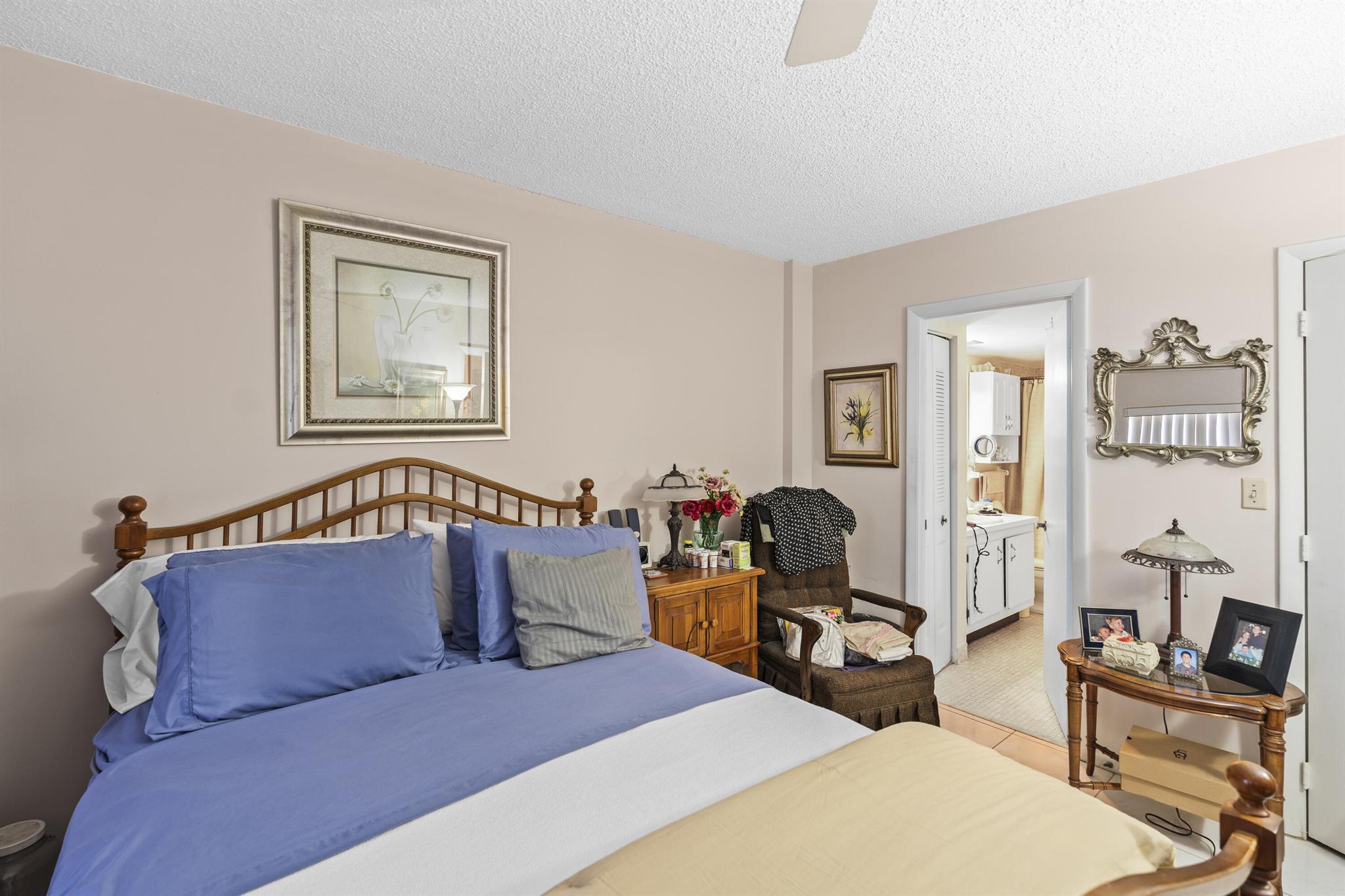 4174 Inverrary Drive 413