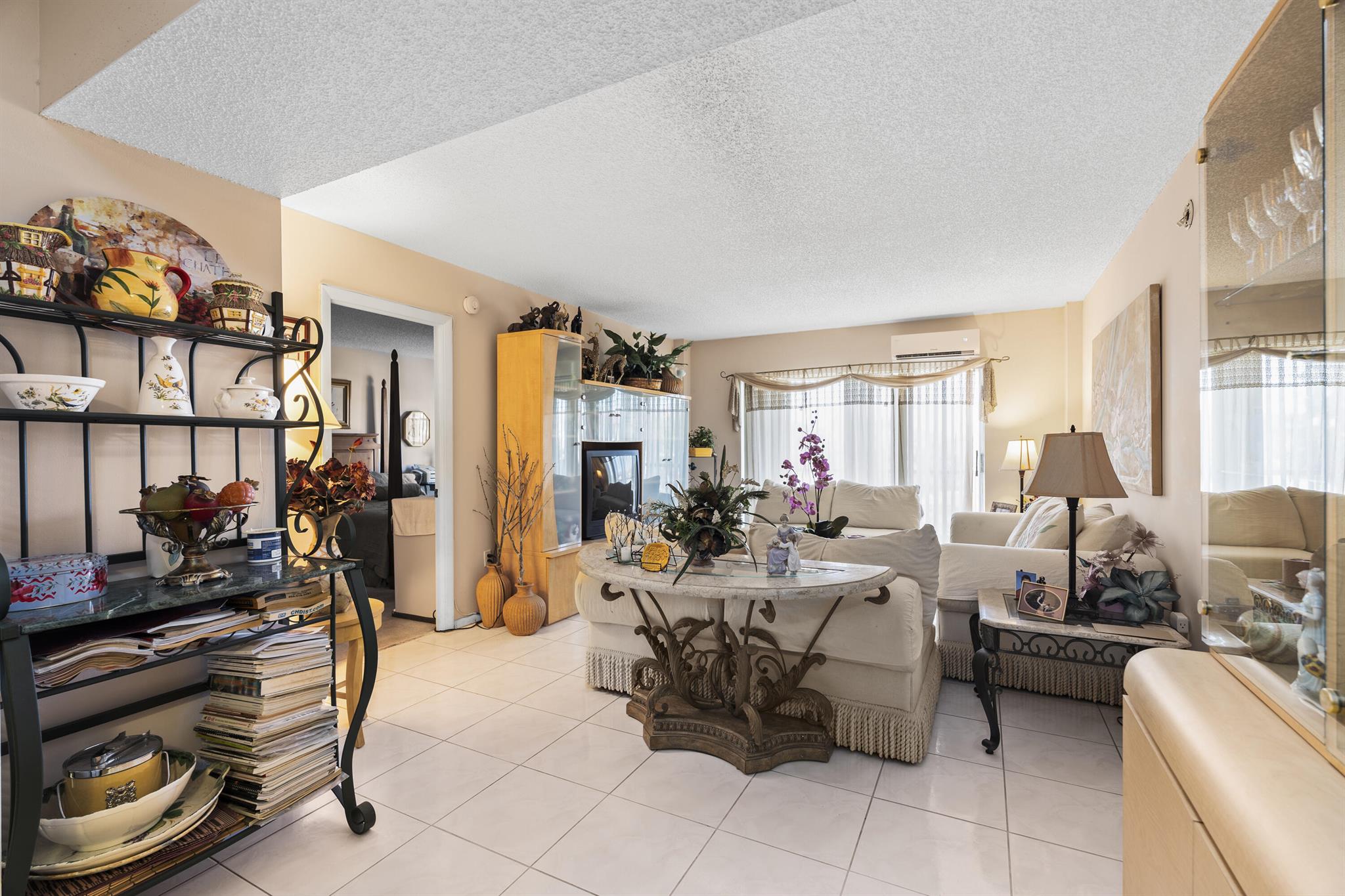 4174 Inverrary Drive 413