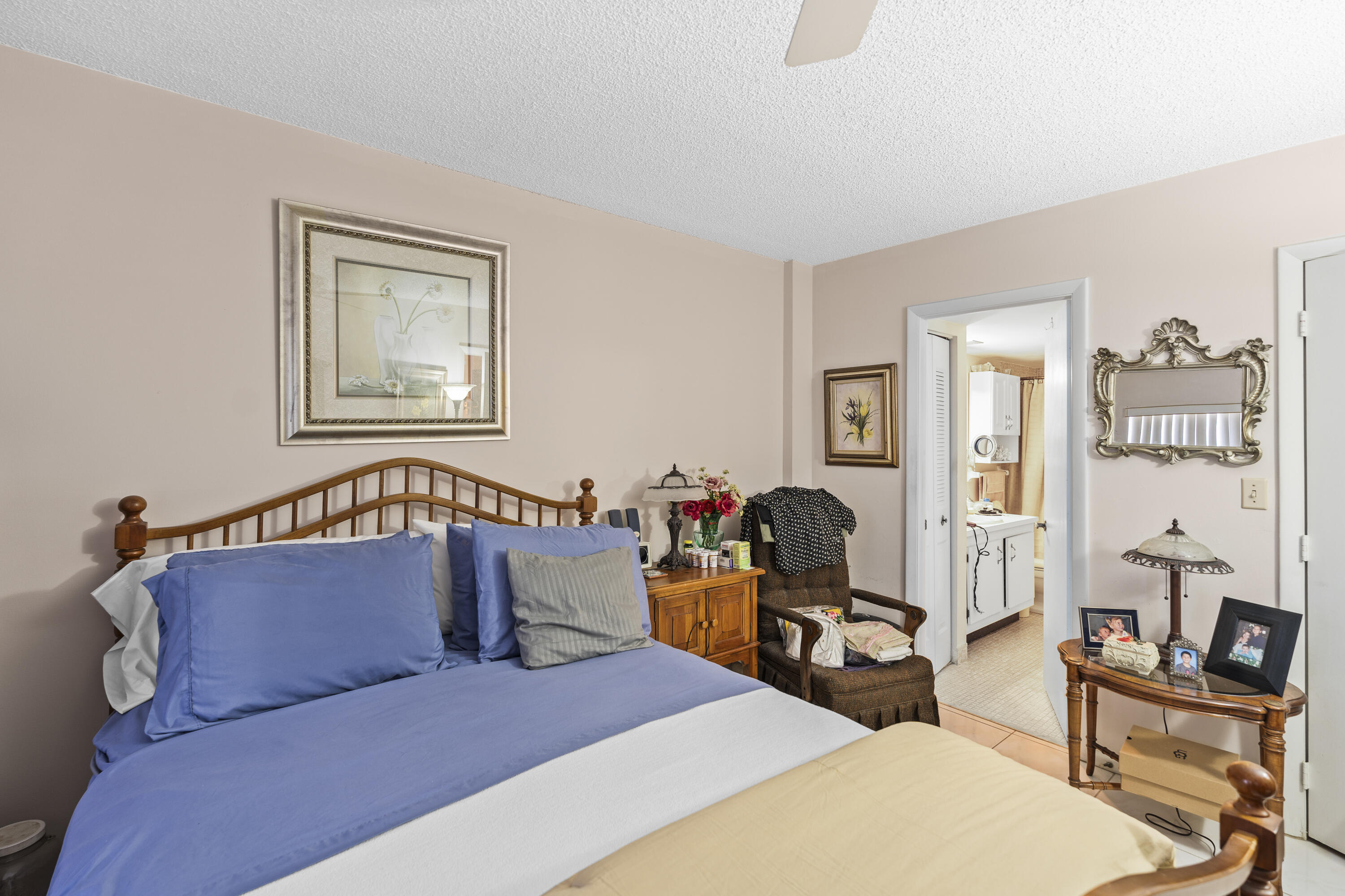 4174 Inverrary Drive 413