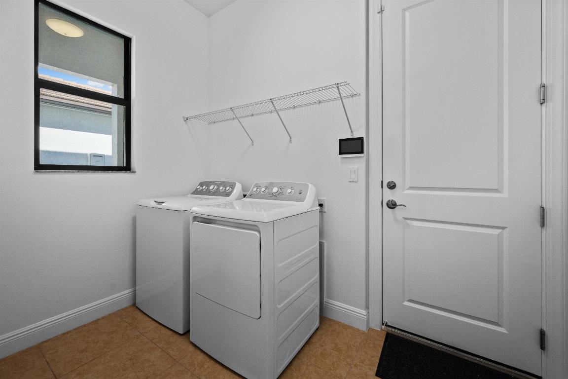 5379 Santa Rosa Lane