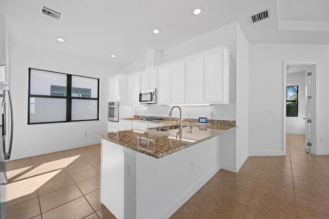 5379 Santa Rosa Lane