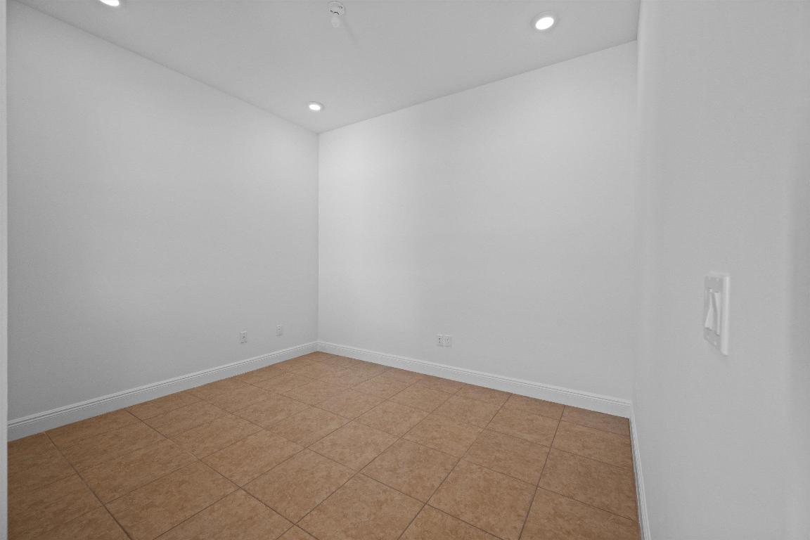 5379 Santa Rosa Lane