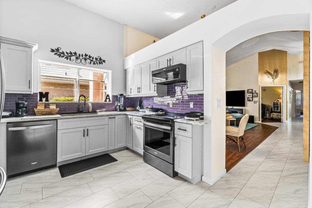 9023 Baybury Lane