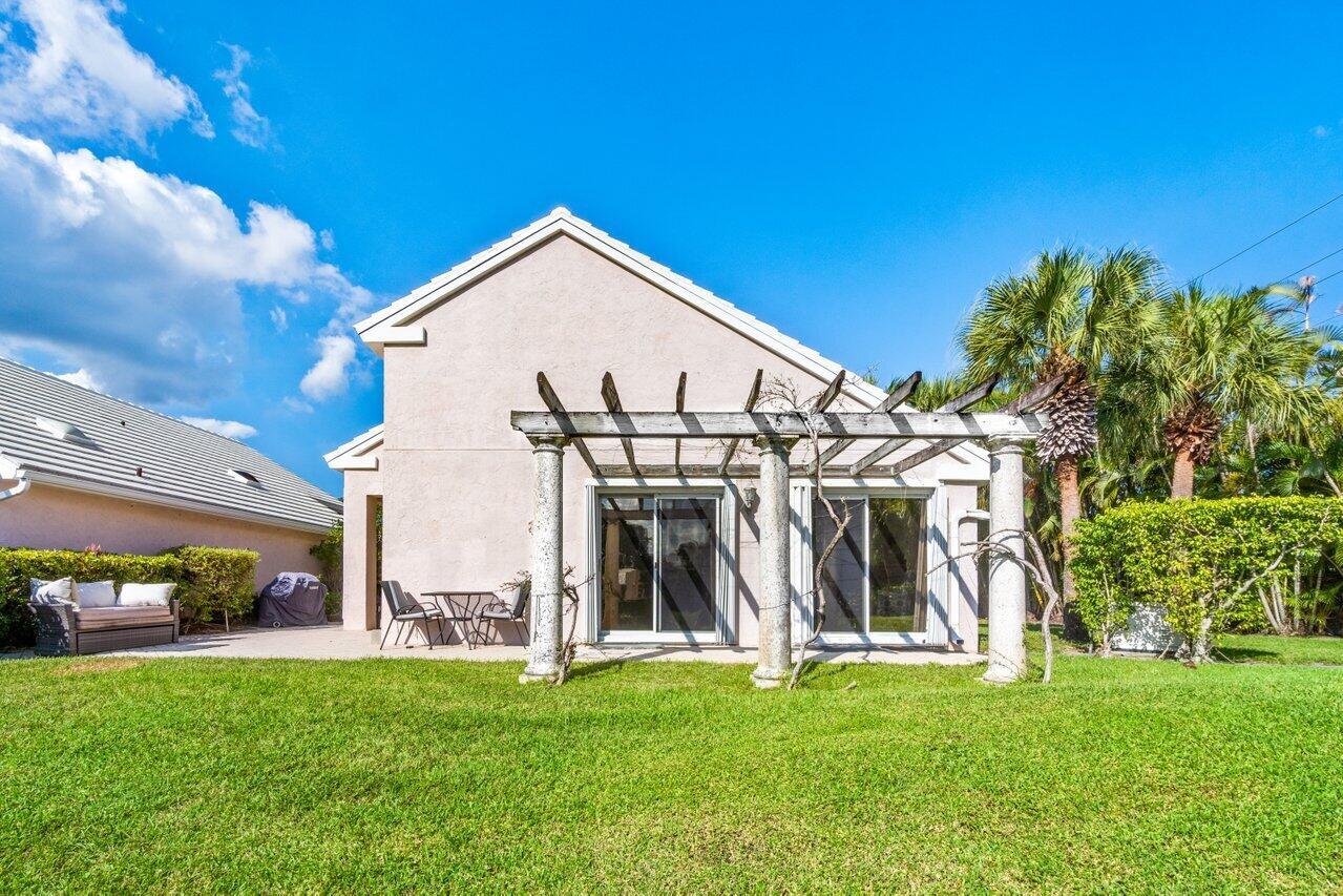 9023 Baybury Lane