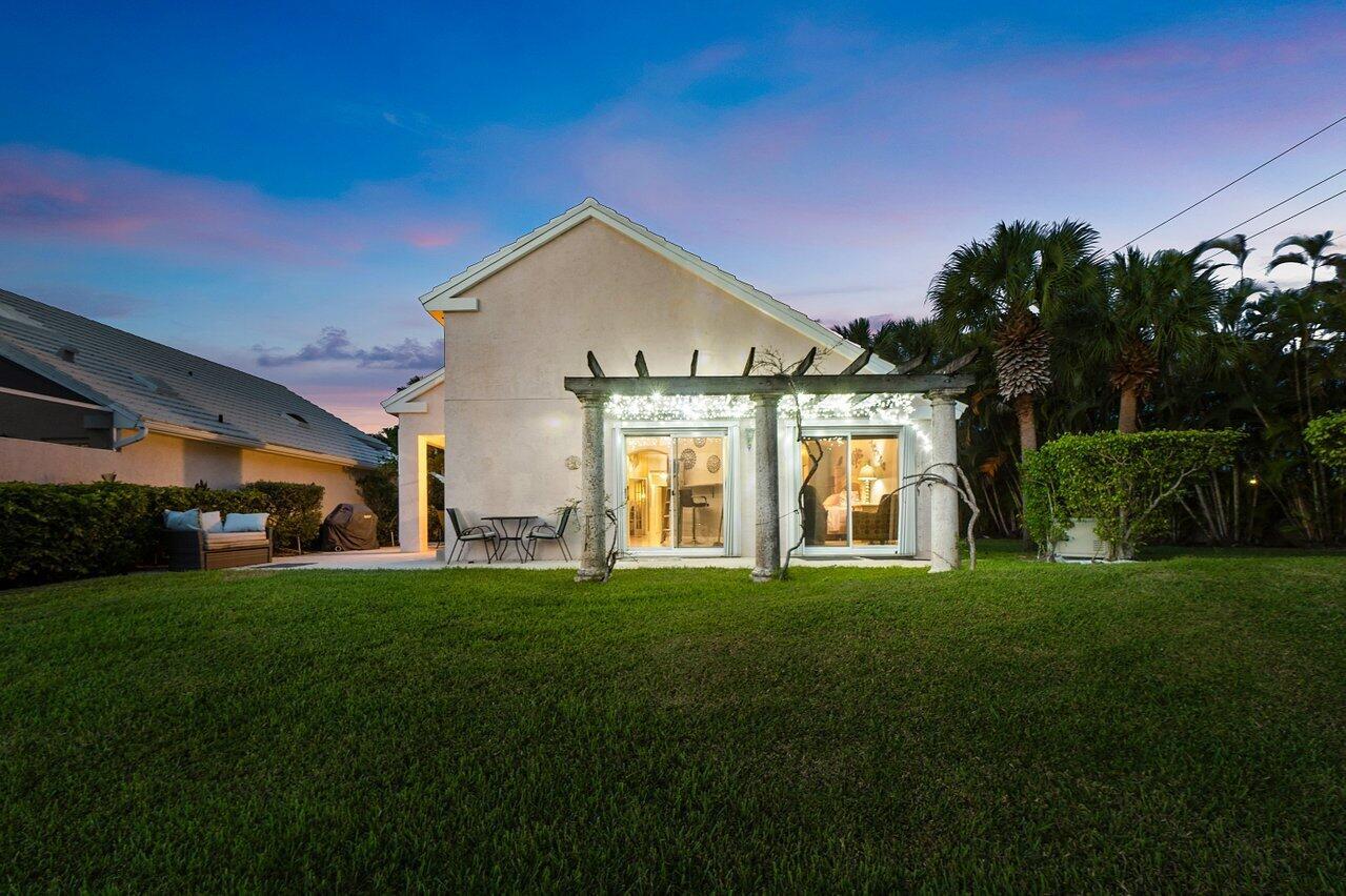 9023 Baybury Lane