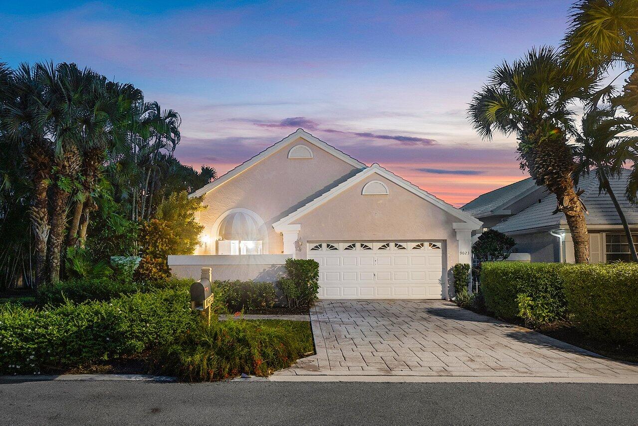 9023 Baybury Lane