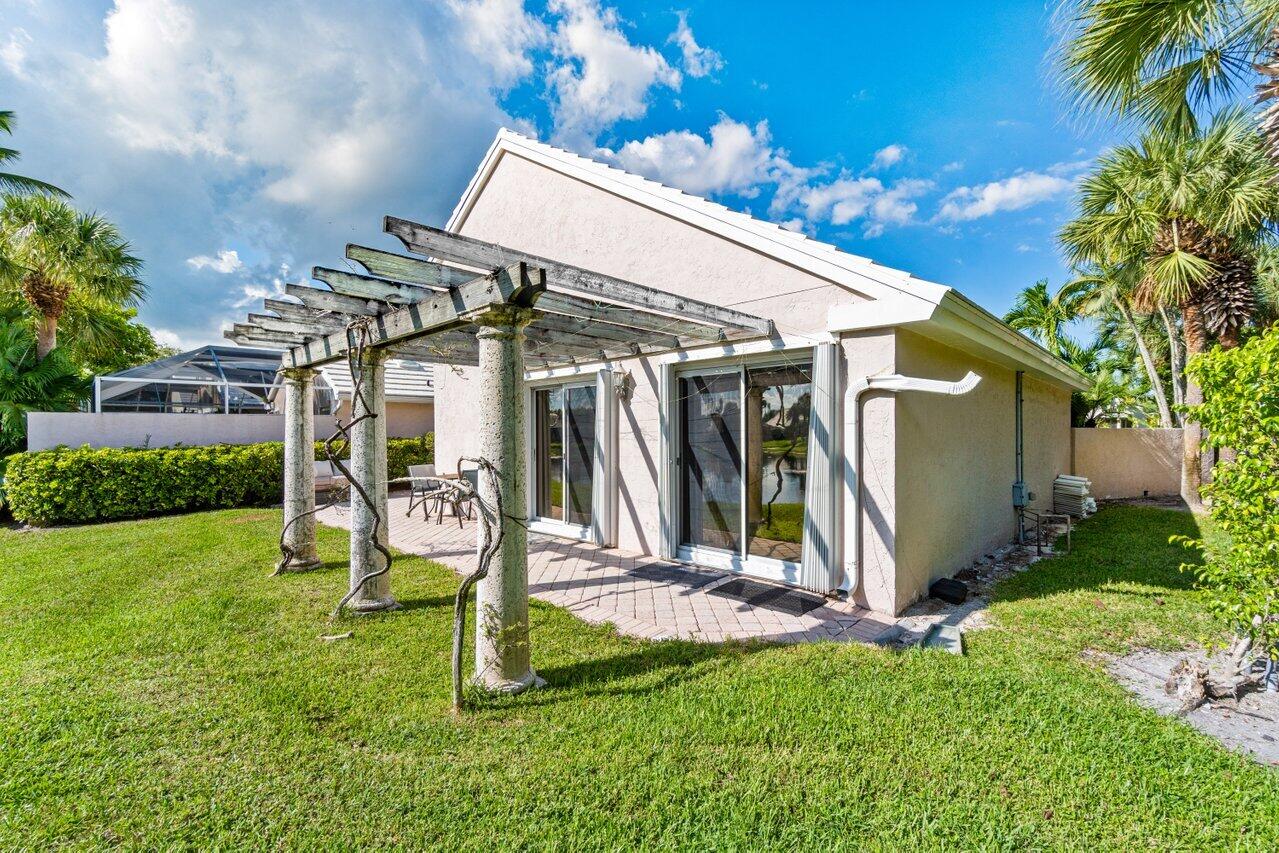 9023 Baybury Lane