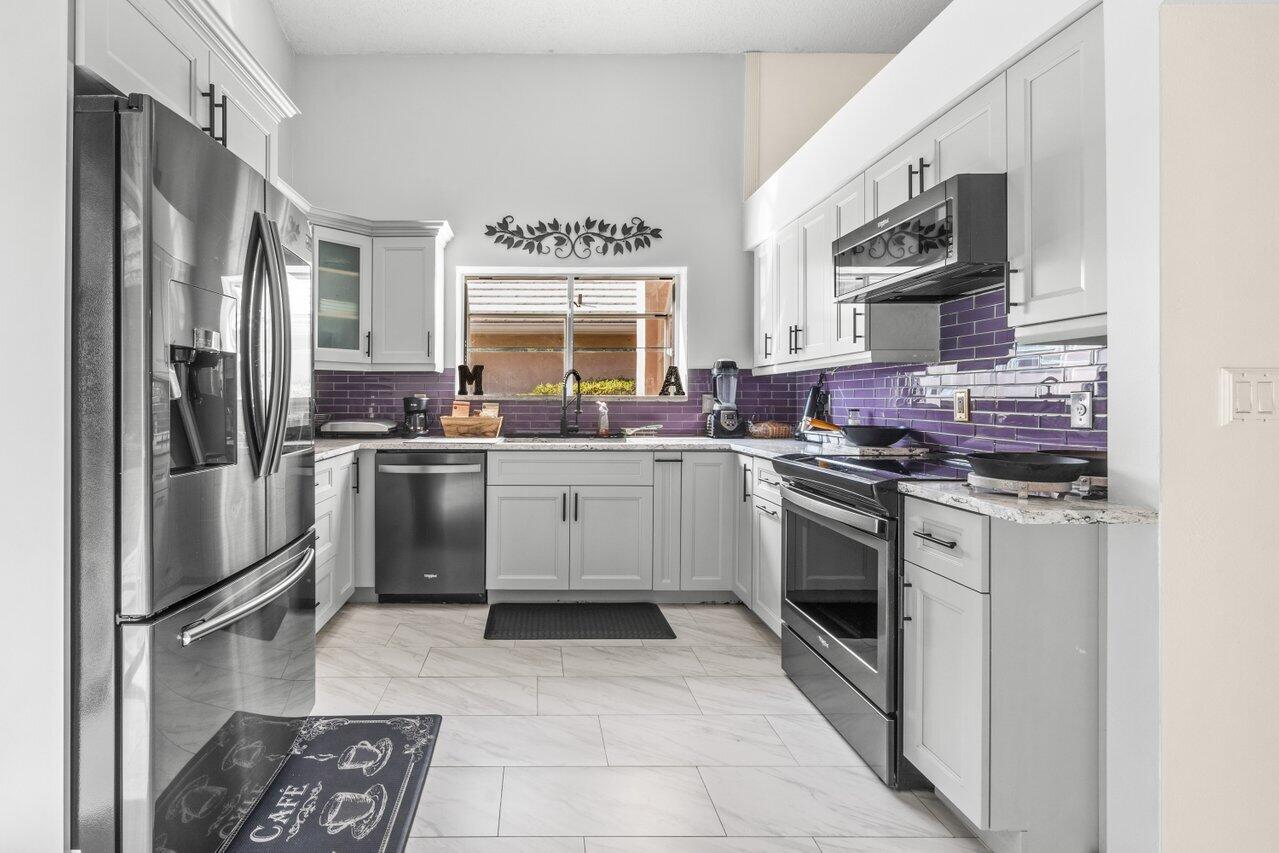 9023 Baybury Lane
