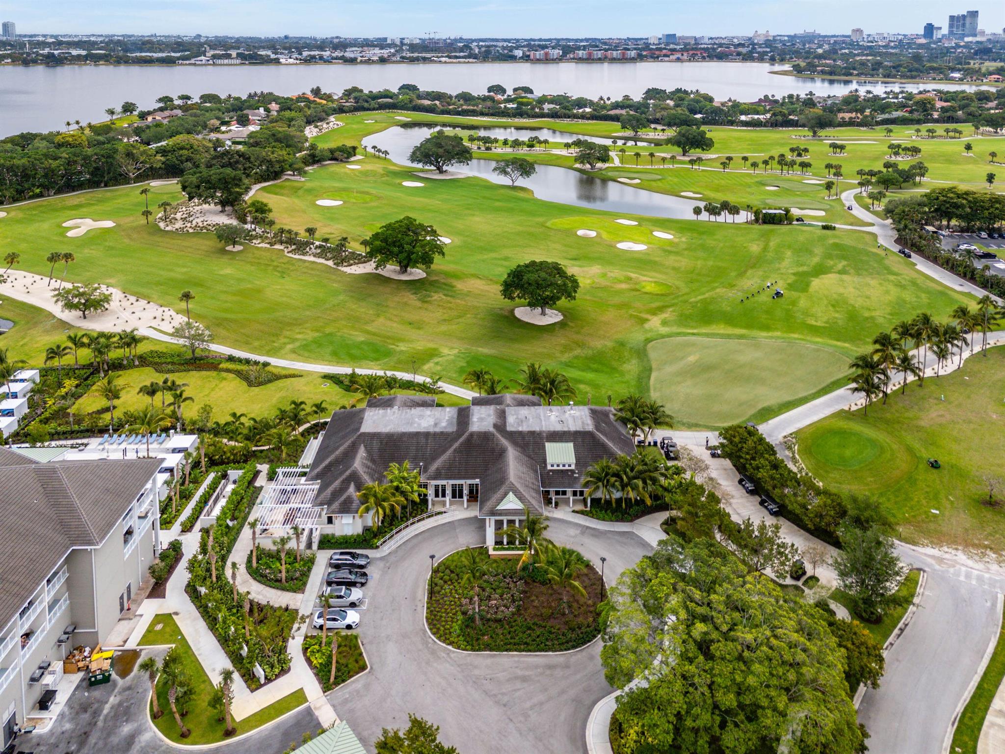 2400 Presidential Way 302