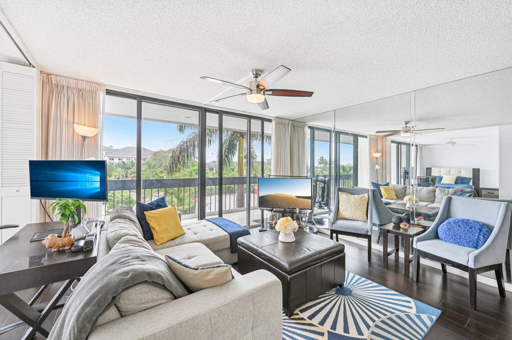 2400 Presidential Way 302