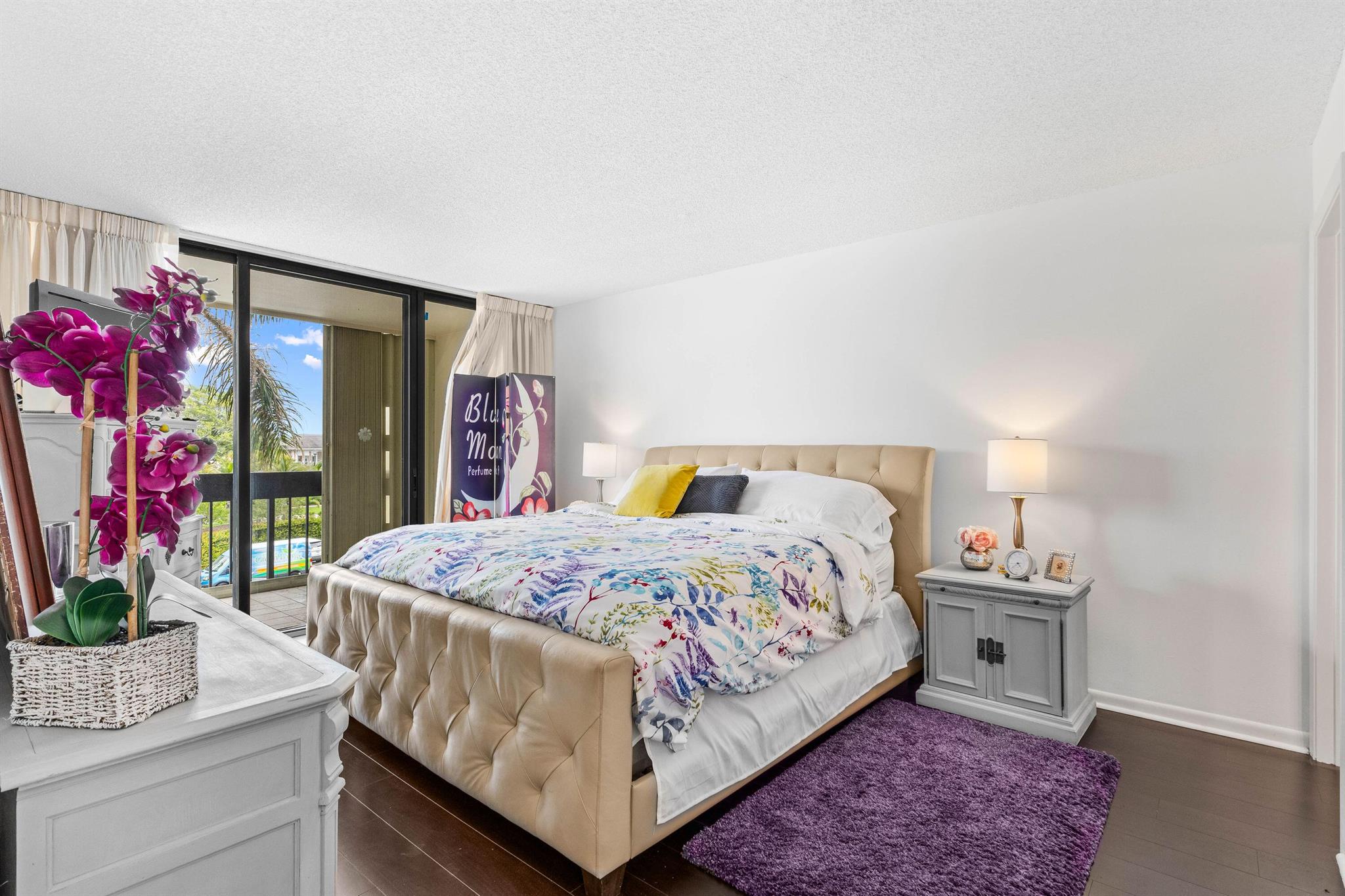 2400 Presidential Way 302