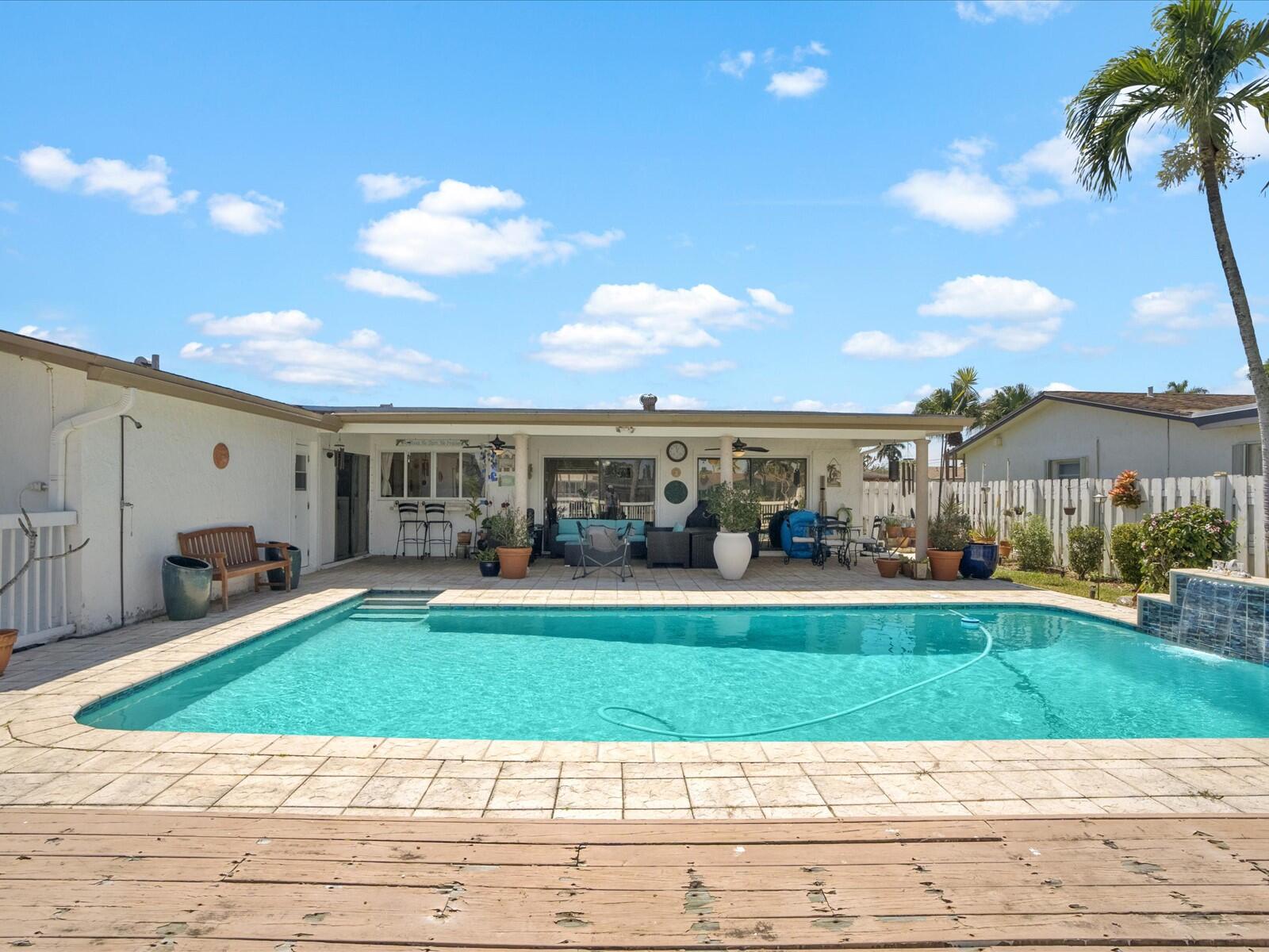 11455 NW 41st Street