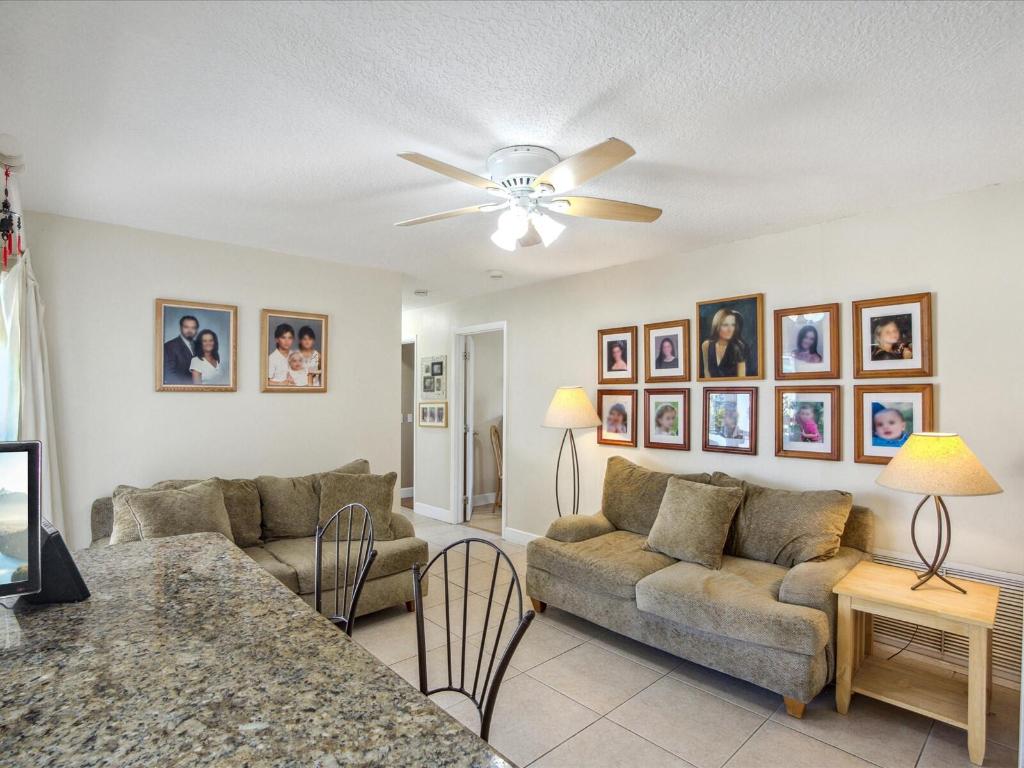 11455 NW 41st Street