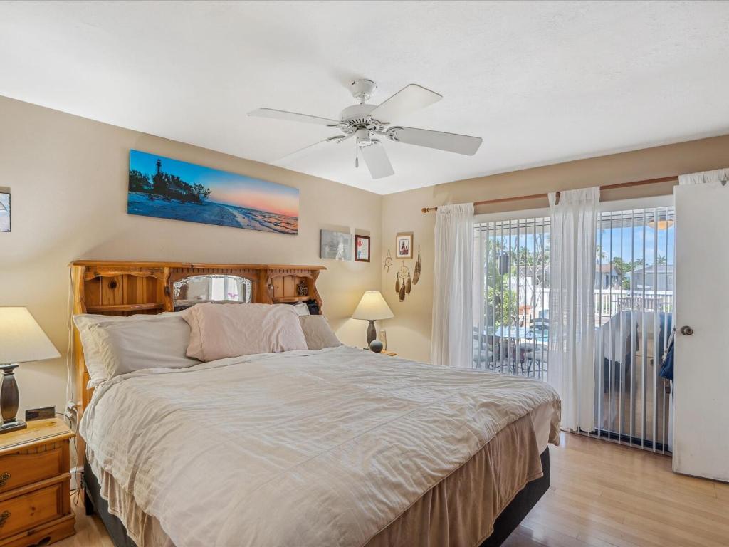 11455 NW 41st Street