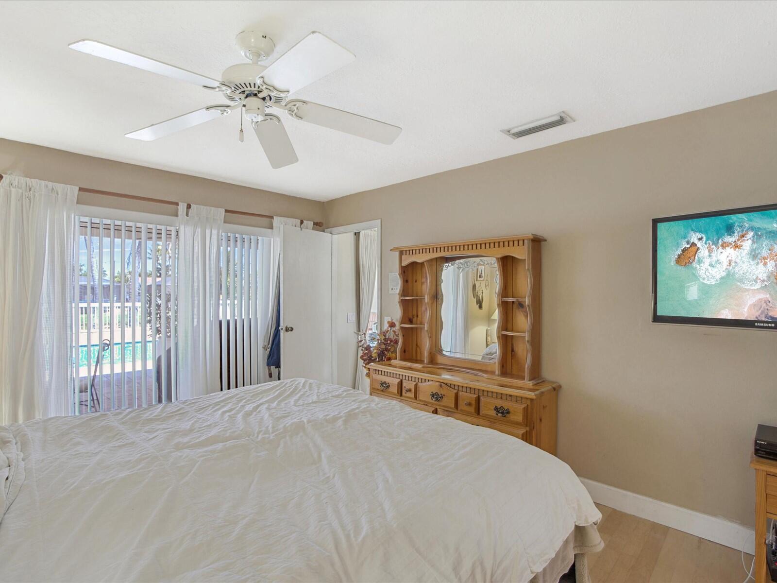 11455 NW 41st Street