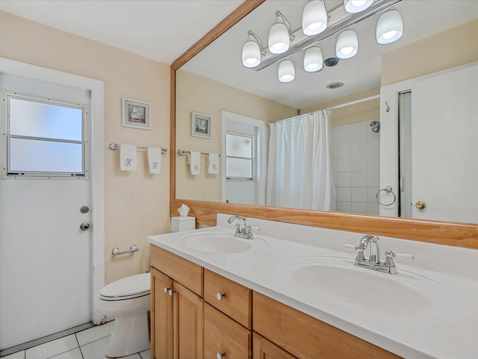 11455 NW 41st Street