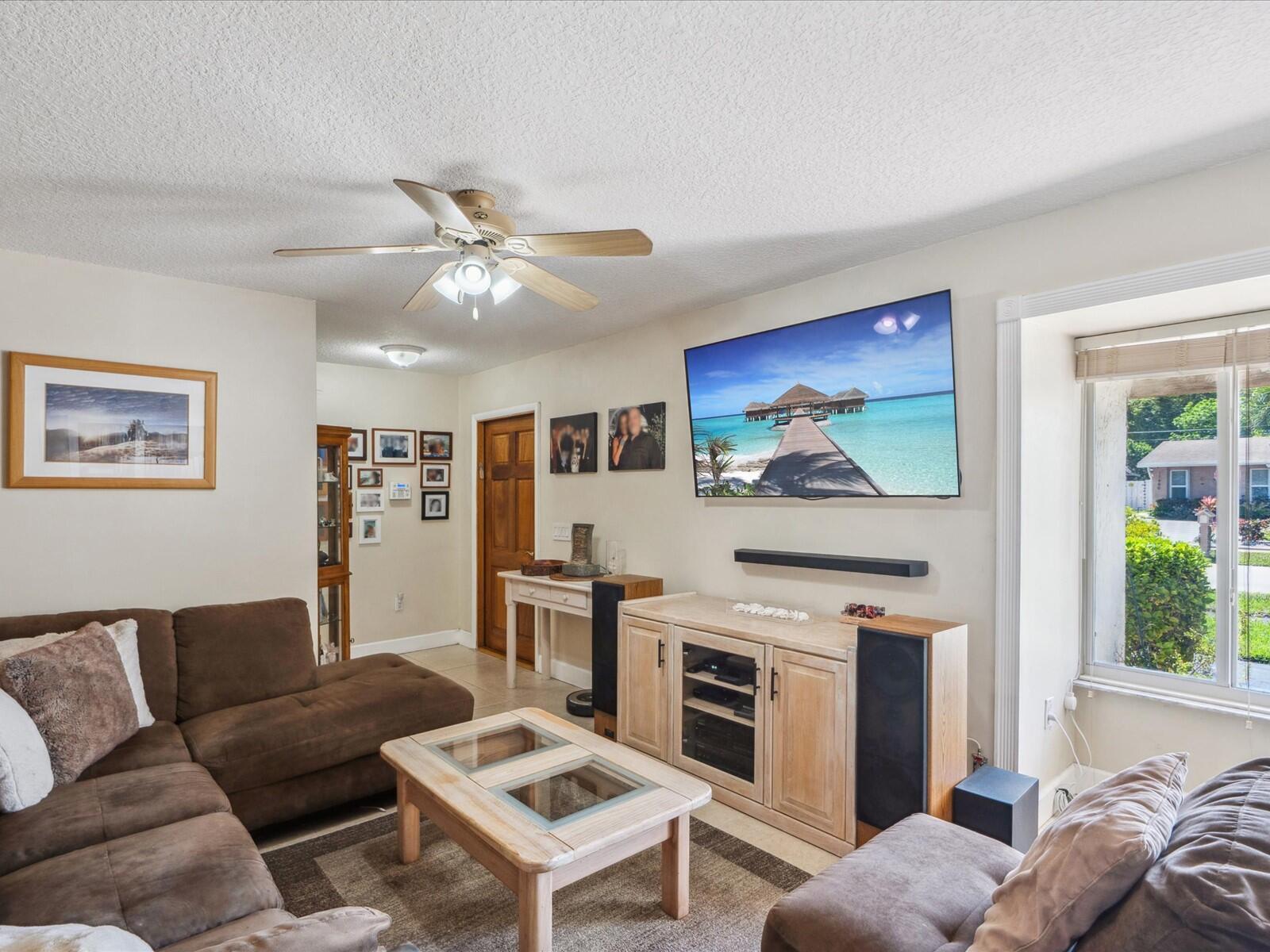 11455 NW 41st Street