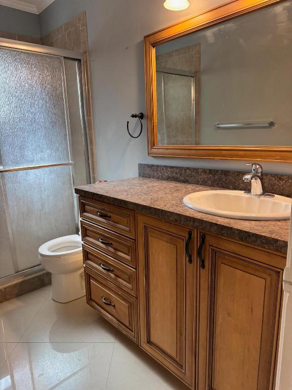 11050 NW 36th Street 1-2