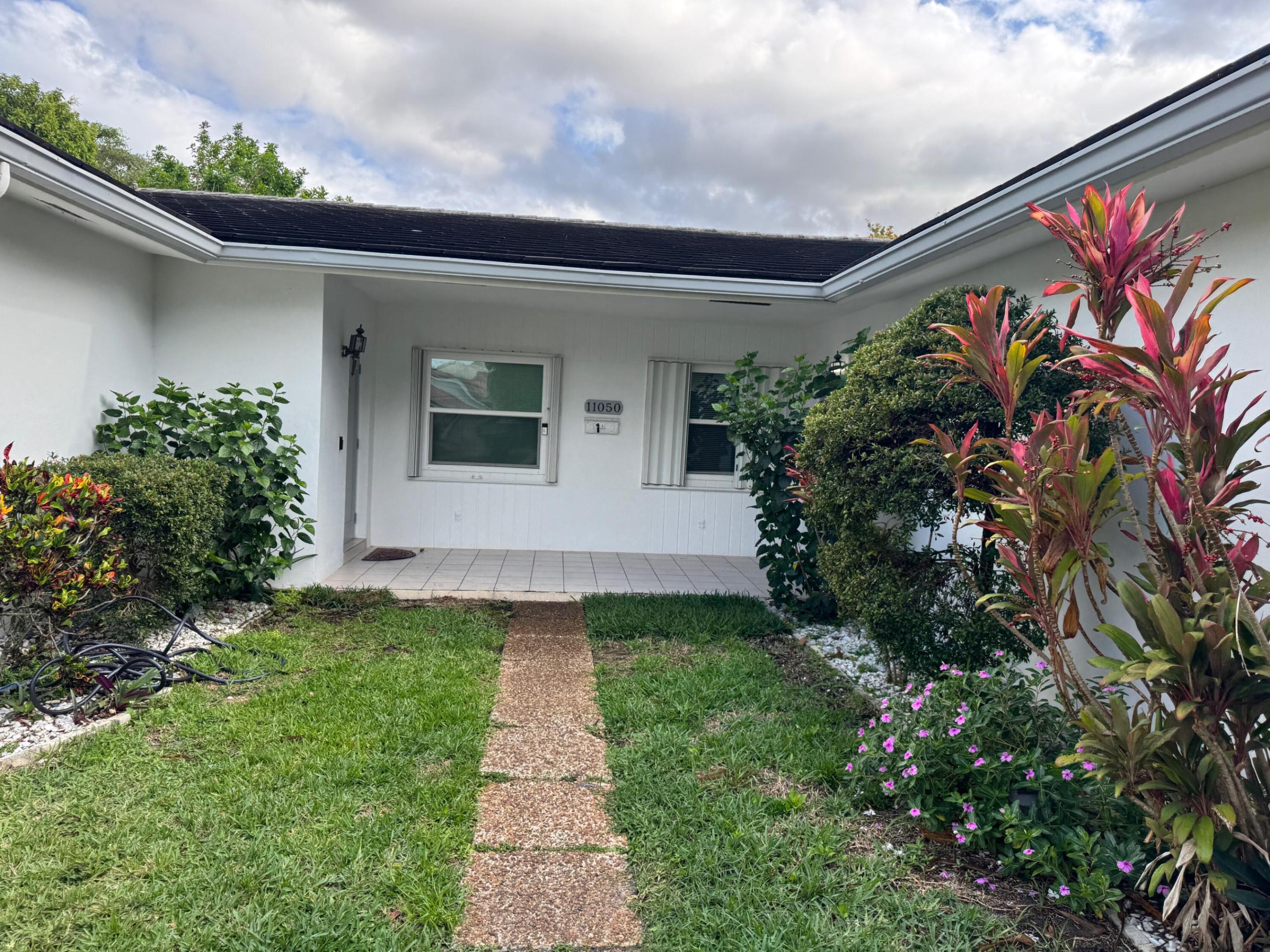 11050 NW 36th Street 1-2
