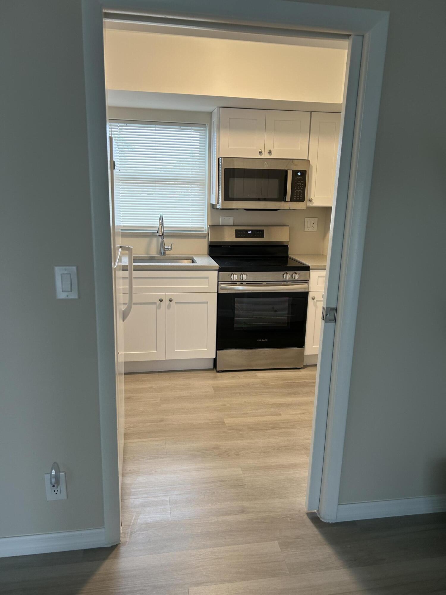 2844 E Crosley A Drive E A