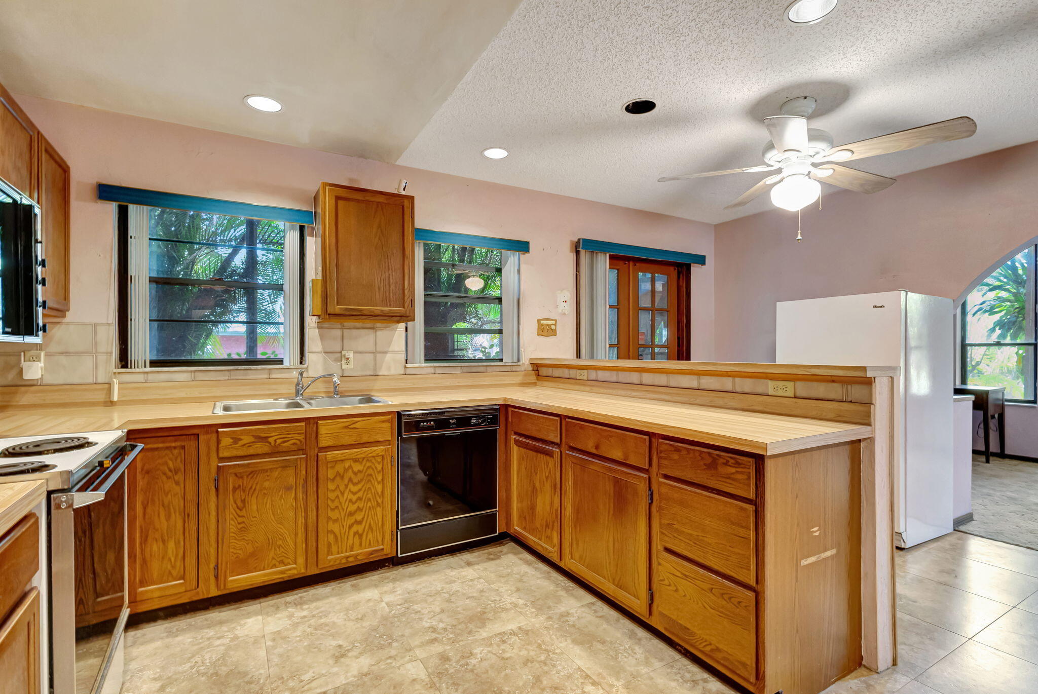 13705 Persimmon Boulevard