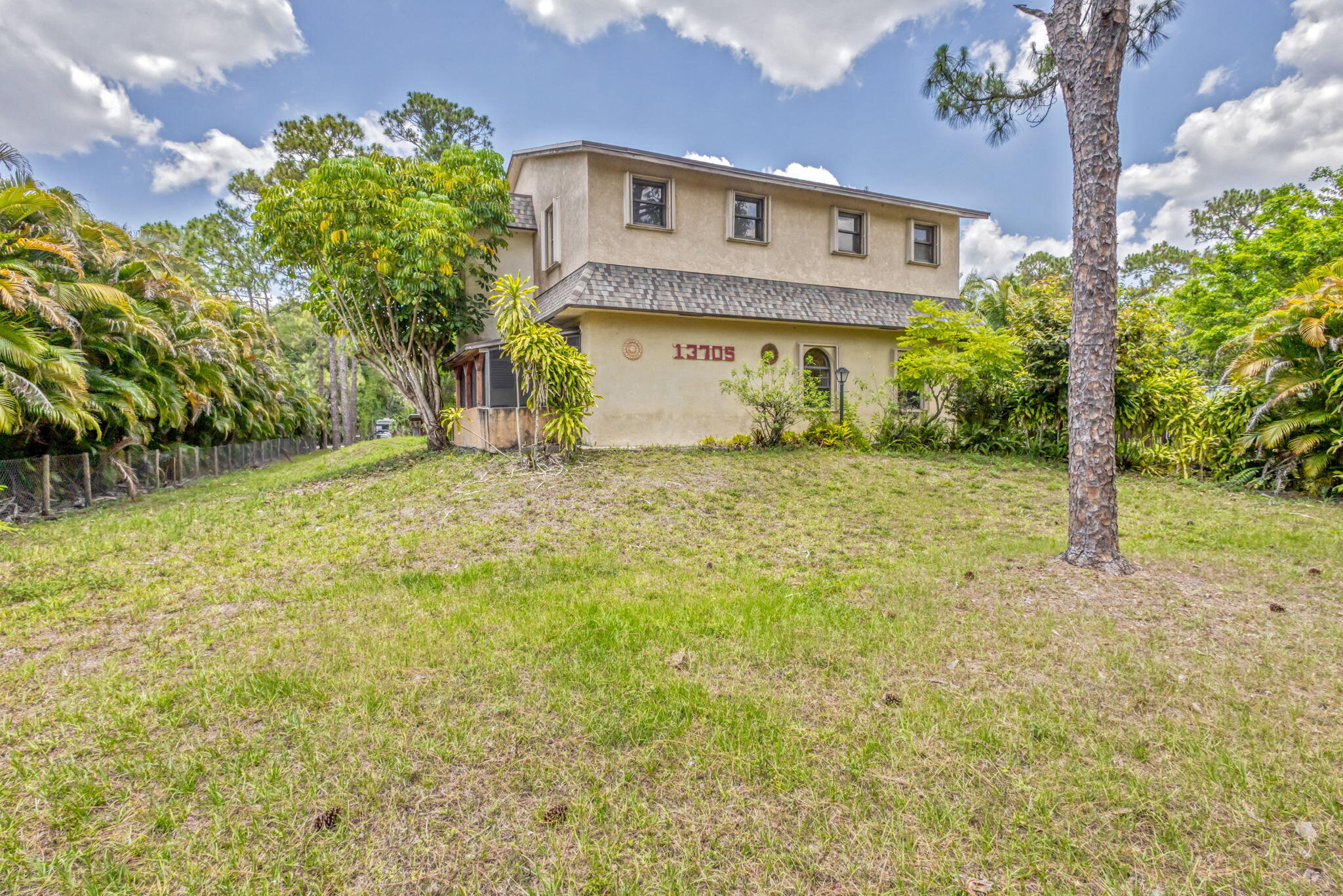 13705 Persimmon Boulevard