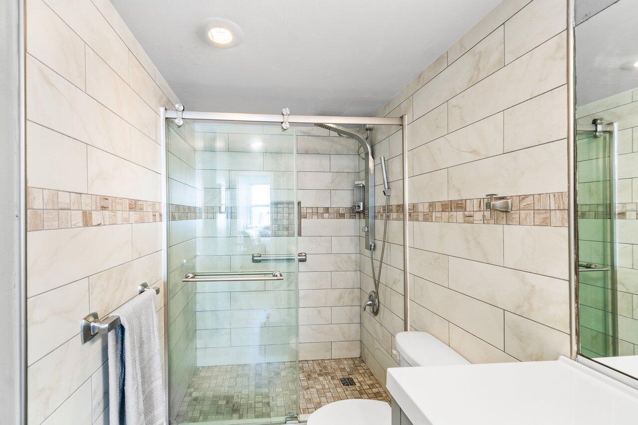 1801 S Ocean Drive 334