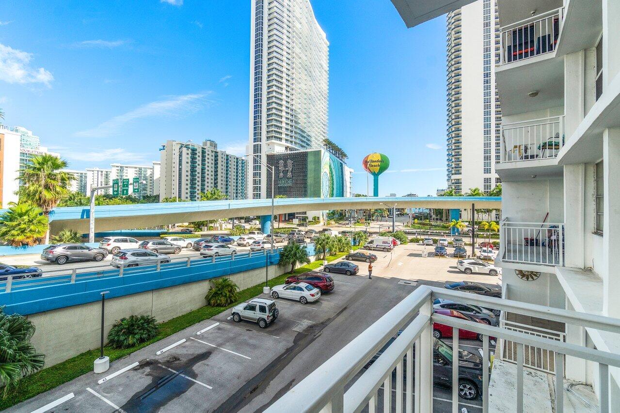 1801 S Ocean Drive 334