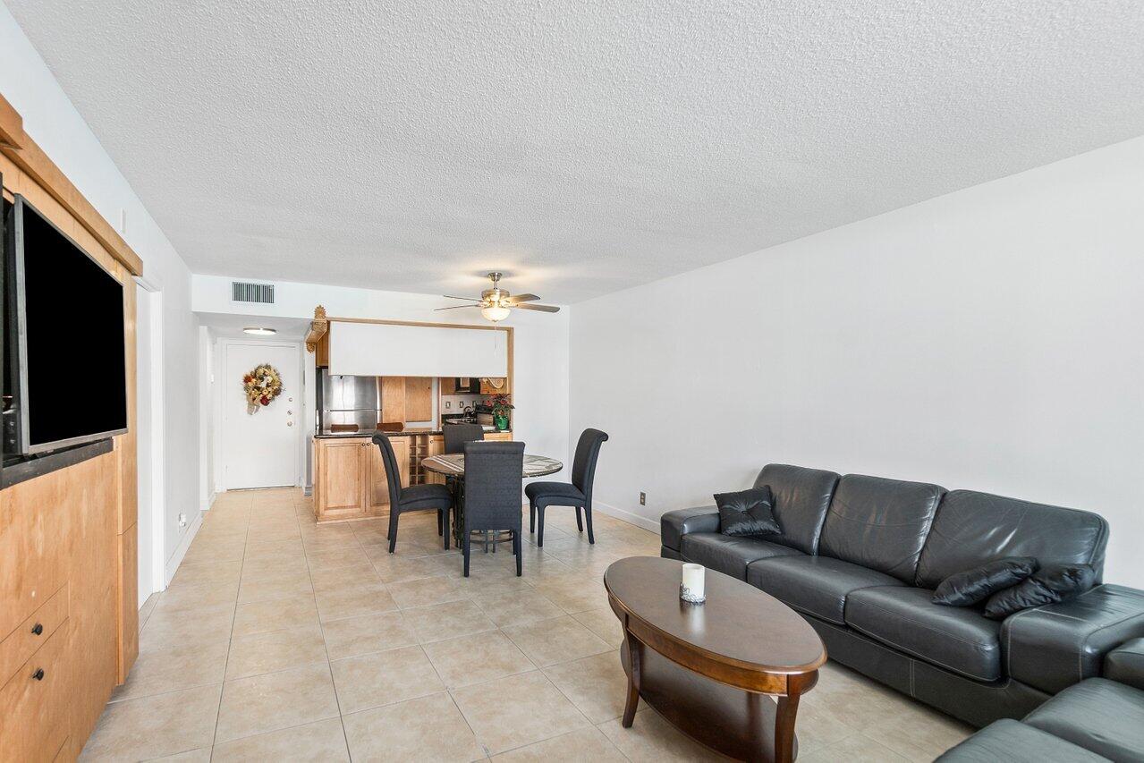 1801 S Ocean Drive 334