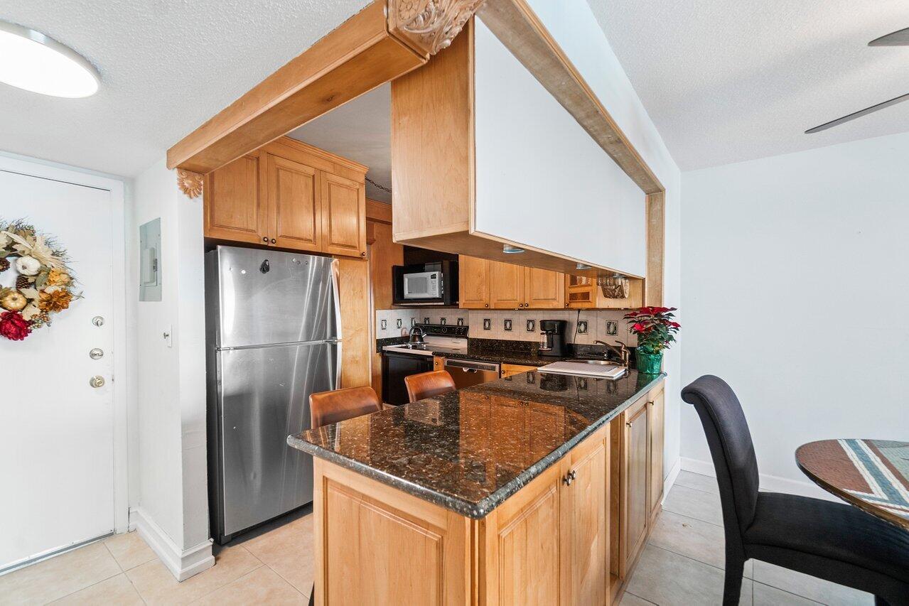 1801 S Ocean Drive 334